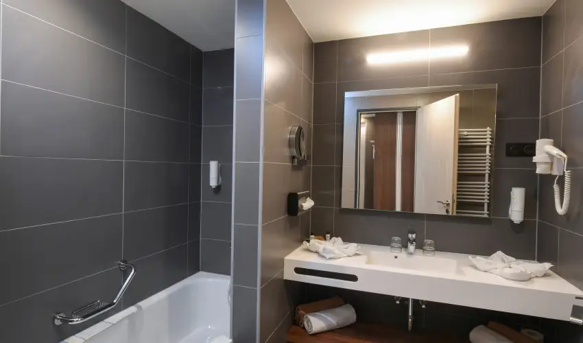 Hunguest Hotel S�st� Ny�regyh�za - S�st� - P�nk�sd (min. 3 �j)