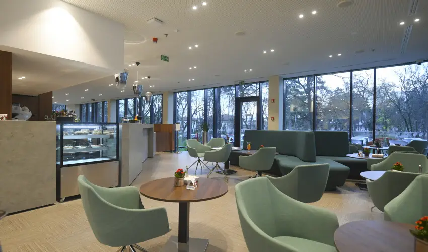 Hunguest Hotel S�st� Ny�regyh�za - S�st� - P�nk�sd (min. 3 �j)