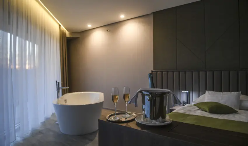 Hunguest Hotel S�st� Ny�regyh�za - S�st� - P�nk�sd (min. 3 �j)