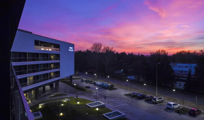 Hunguest Hotel S�st� Ny�regyh�za - S�st� - P�nk�sd (min. 3 �j)