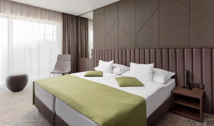 Hunguest Hotel S�st� Ny�regyh�za - S�st� - P�nk�sd (min. 3 �j)