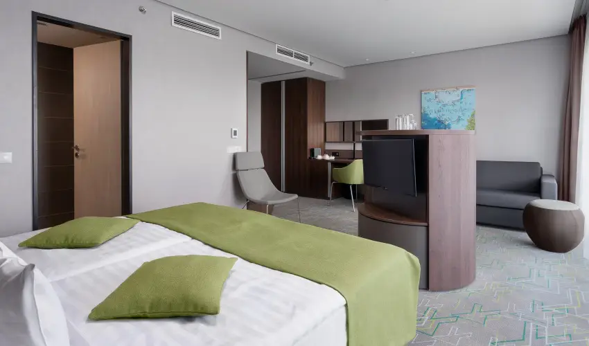 Hunguest Hotel S�st� Ny�regyh�za - S�st� - P�nk�sd (min. 3 �j)