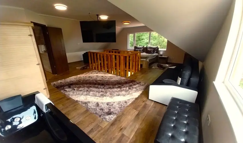 Hunor Vend�gh�z S�toralja�jhely - P�nk�sd (min. 2 �j)