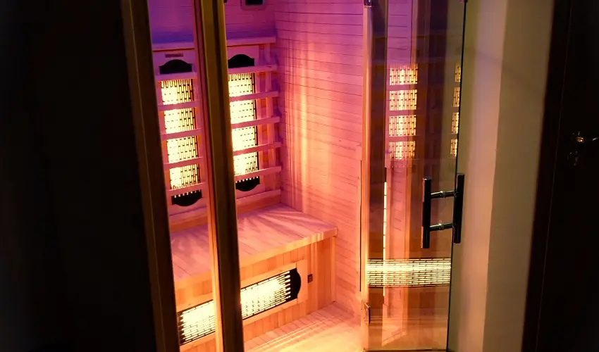 Hunor Vend�gh�z S�toralja�jhely - P�nk�sd (min. 2 �j)