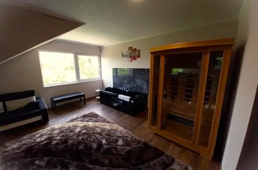 Hunor Vend�gh�z - P�nk�sd (min. 2 �j)