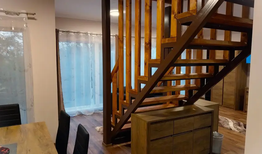 Hunor Vend�gh�z S�toralja�jhely - P�nk�sd (min. 2 �j)