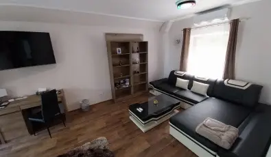 Hunor Vend�gh�z S�toralja�jhely