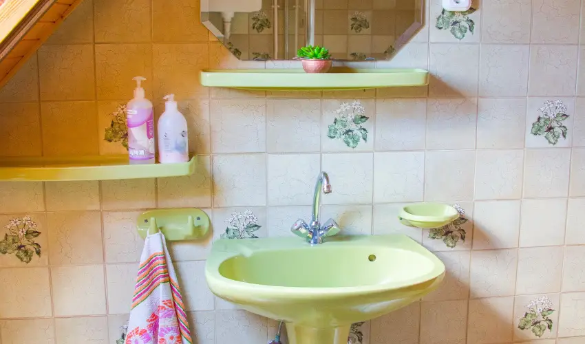 Huszr Vendghz rvnyes - Pnksd (min. 2 j)