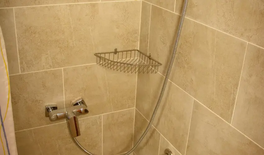 Huszr Vendghz rvnyes - Pnksd (min. 2 j)