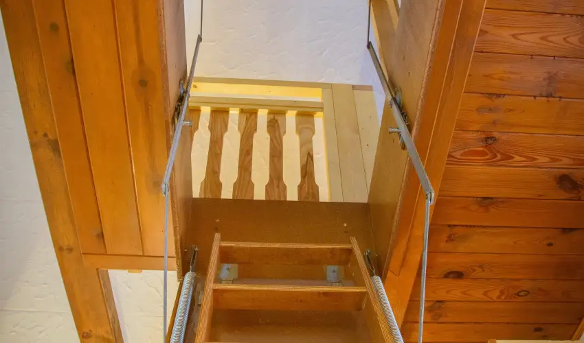 Huszr Vendghz rvnyes - Pnksd (min. 2 j)