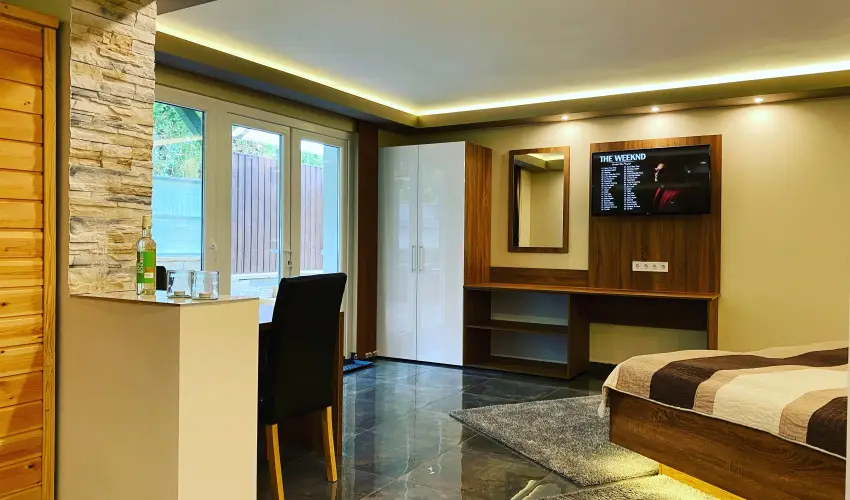 The Jakuzzi Room Miskolctapolca - P�nk�sd