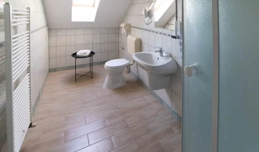 Zsanett Hotel Balatonkeresztr - Pnksd 