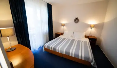 Zsanett Hotel Balatonkeresztr