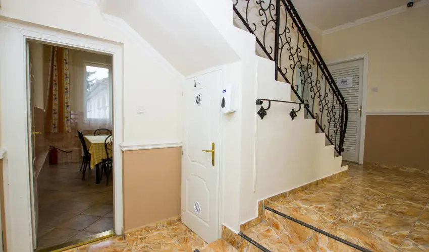 Jrja Panzi Hajdszoboszl - Pnksd (min. 2 j)