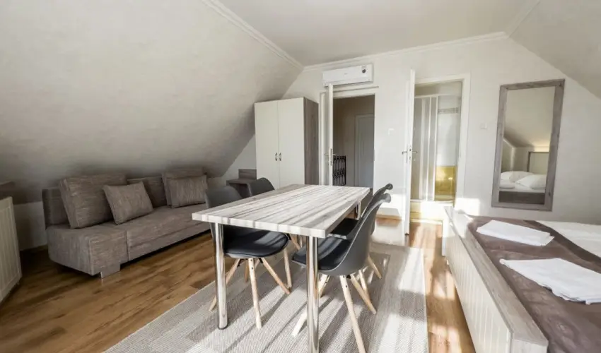 Jrja Panzi Hajdszoboszl - Pnksd (min. 2 j)