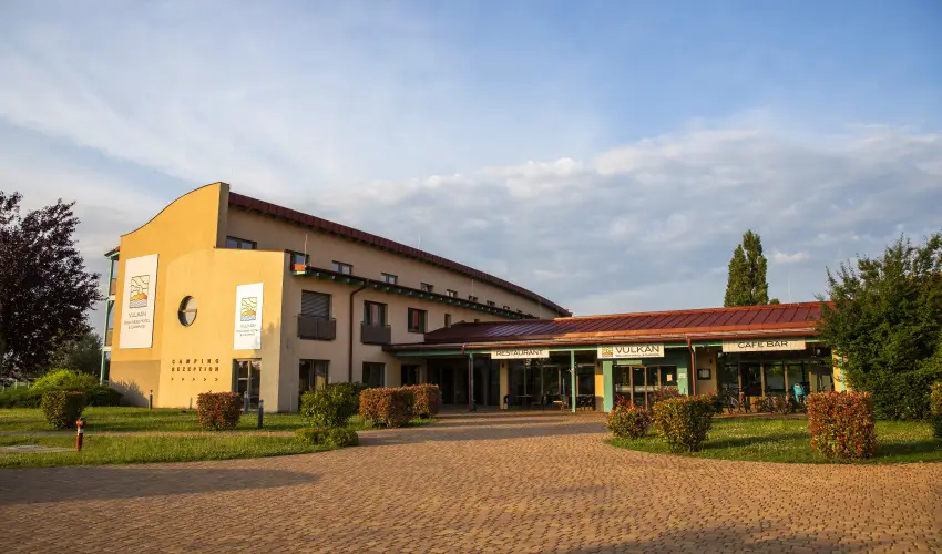 Vulkn Wellness Hotel s Kemping Celldmlk - Pnksd (min. 2 j)