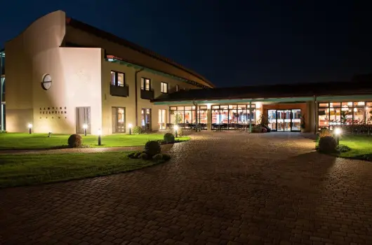 Vulkn Wellness Hotel s Kemping - Pnksd (min. 2 j)