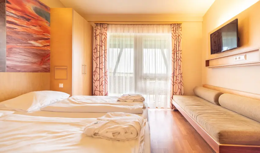 Vulkn Wellness Hotel s Kemping Celldmlk - Pnksd (min. 2 j)