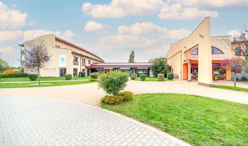 Vulkn Wellness Hotel s Kemping Celldmlk - Pnksd (min. 2 j)