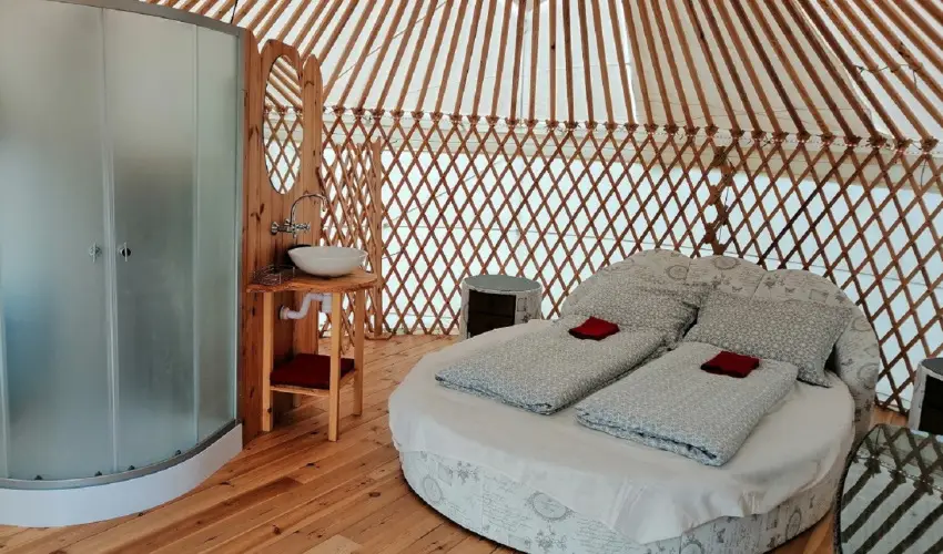 Jurta Spirit Hotel Balatongyrk - Pnksd 