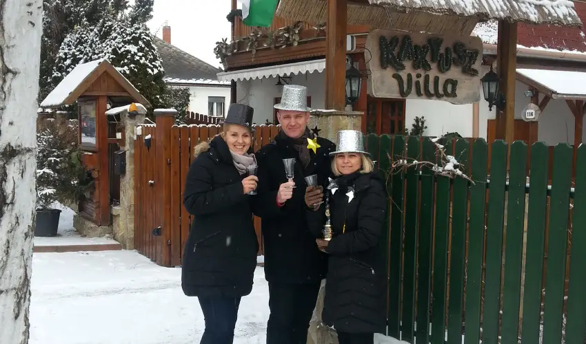 Kaktusz Villa H�v�z - P�nk�sd (min. 2 �j)