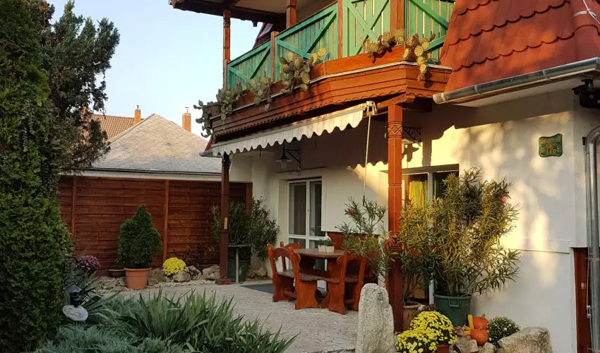 Kaktusz Villa H�v�z - P�nk�sd (min. 2 �j)