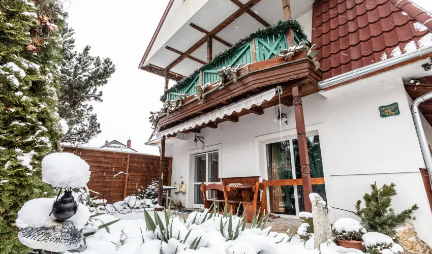 Kaktusz Villa H�v�z - P�nk�sd (min. 2 �j)