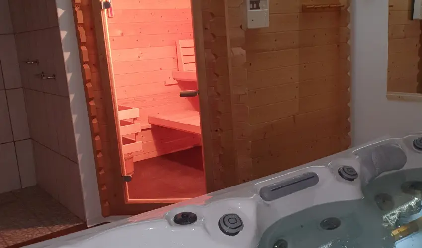 Kaktusz Villa H�v�z - P�nk�sd (min. 2 �j)