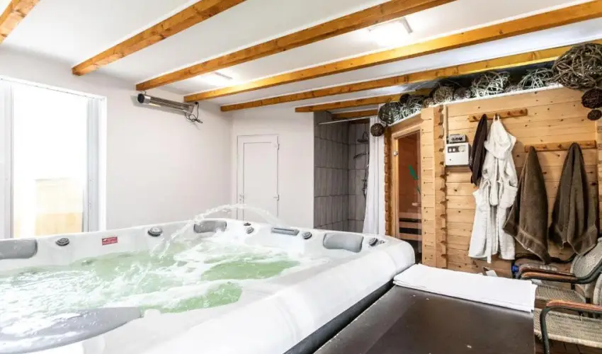 Kaktusz Villa H�v�z - P�nk�sd (min. 2 �j)