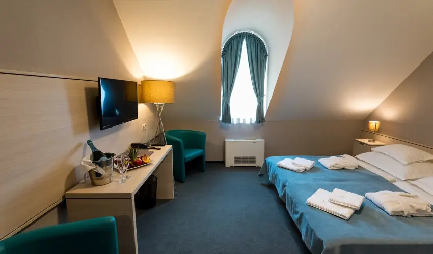 Hotel Kamilla Balmaz�jv�ros - P�nk�sd (min. 2 �j)