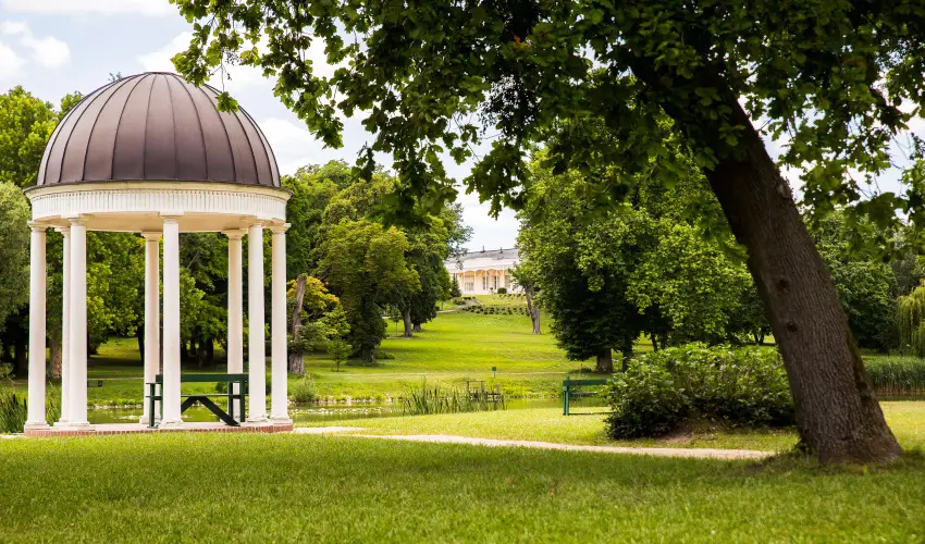 Krolyi Kastly Hotel & Restaurant  Fehrvrcsurg - Pnksd - specilis elrefizetssel