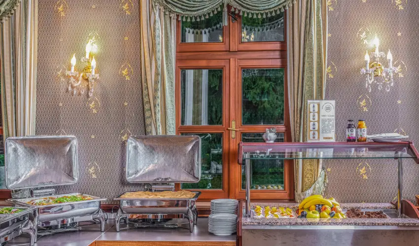 Kastlyhotel Sasvr Pardsasvr - Pnksd (min. 3 j)