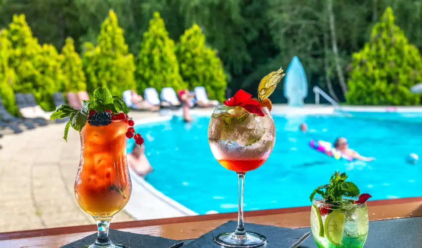 Kastlyhotel Sasvr Pardsasvr - Pnksd (min. 3 j)