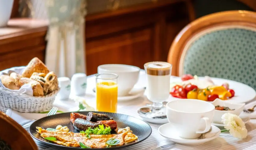 Kastlyhotel Sasvr Pardsasvr - Pnksd (min. 3 j)