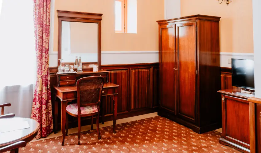 Kastlyhotel Sasvr Pardsasvr - Pnksd (min. 3 j)