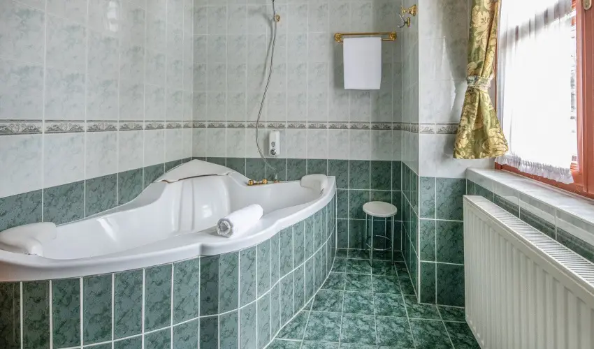 Kastlyhotel Sasvr Pardsasvr - Pnksd (min. 3 j)