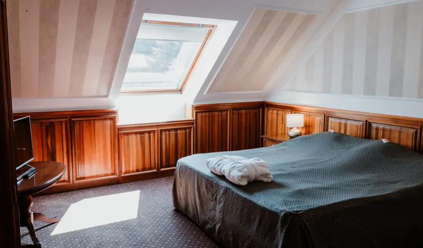 Kastlyhotel Sasvr Pardsasvr - Pnksd (min. 3 j)