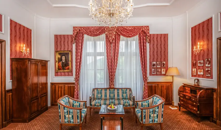 Kastlyhotel Sasvr Pardsasvr - Pnksd (min. 3 j)