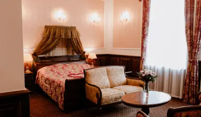 Kastlyhotel Sasvr Pardsasvr