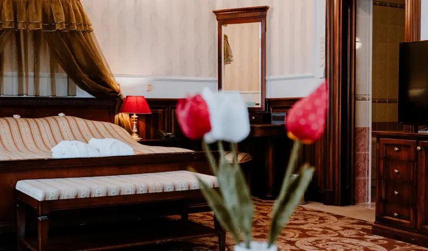 Kastlyhotel Sasvr Pardsasvr - Pnksd (min. 3 j)