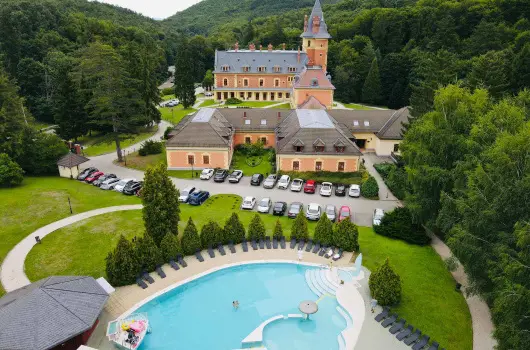 Kast�lyhotel Sasv�r - P�nk�sd (min. 2 �j)