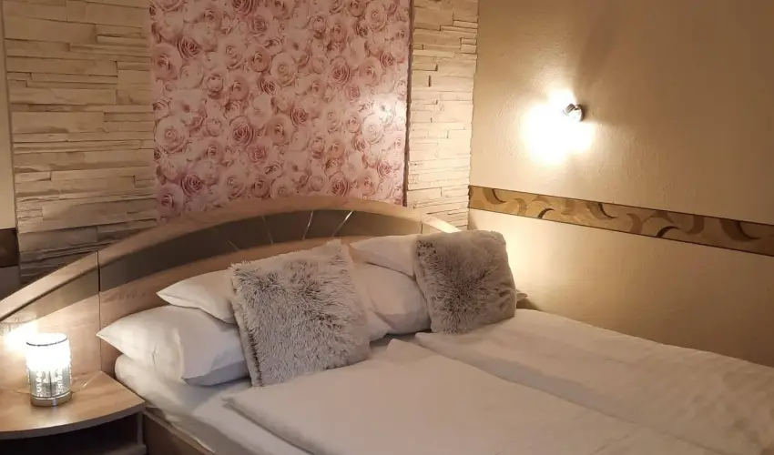 Kk Laguna Wellness Apartmanok Egerszalk - Pnksd