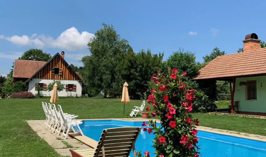 Kerca Bio Farm Kercaszomor - Pnksd (min. 2 j)