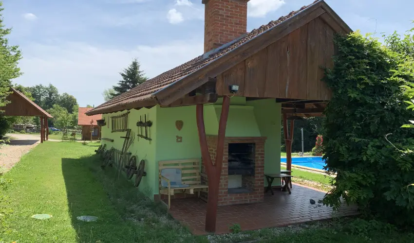 Kerca Bio Farm Kercaszomor - Pnksd (min. 2 j)