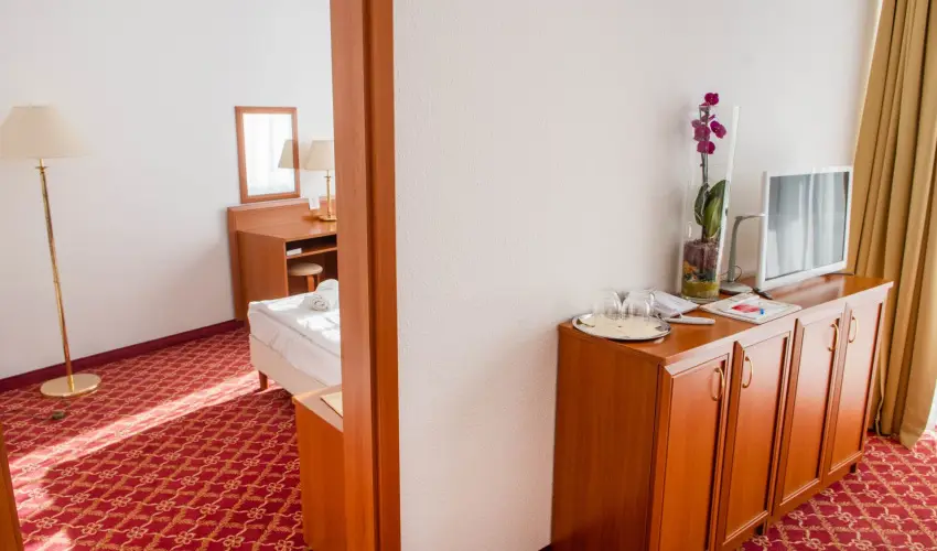 Kt Korona Konferencia & Wellness Hotel Balatonszrsz - Pnksd