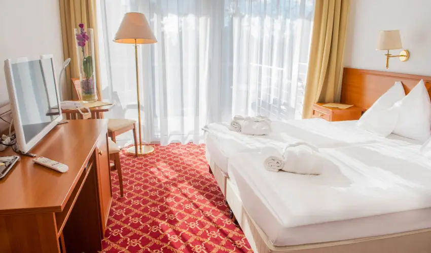 Kt Korona Konferencia & Wellness Hotel Balatonszrsz - Pnksd