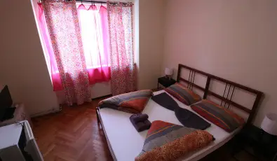 K�bor Macska Fogad� K�szeg