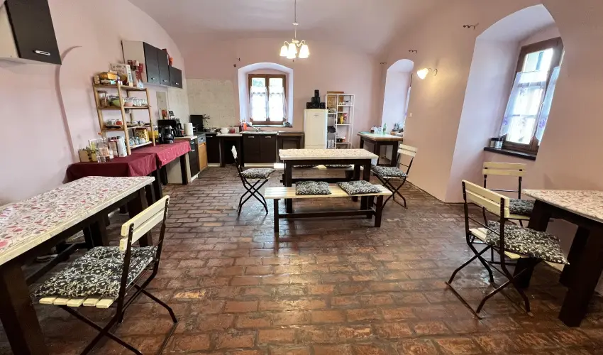 K�bor Macska Fogad� K�szeg - P�nk�sd