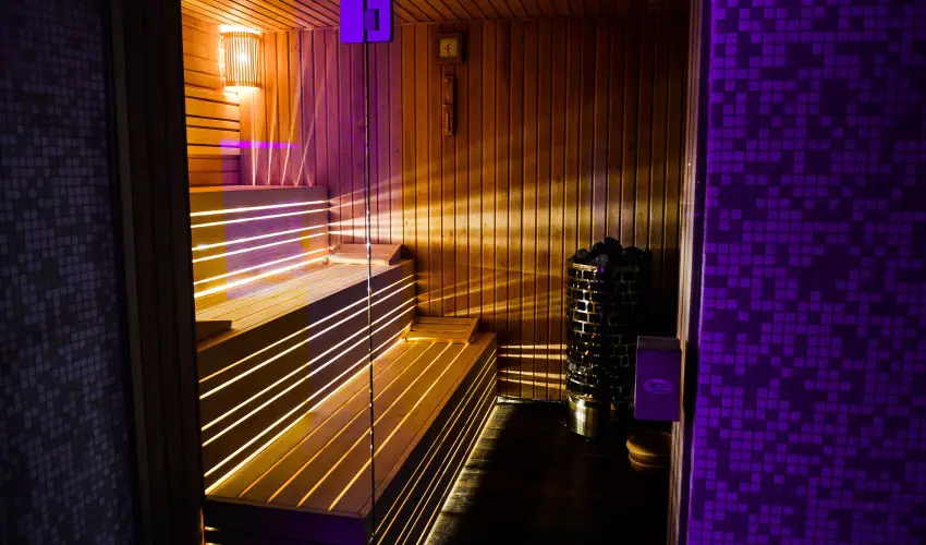 Kkapu Vadszkastly s Hotel & Apartments Nagyhuta - Pnksd (min. 2 j)