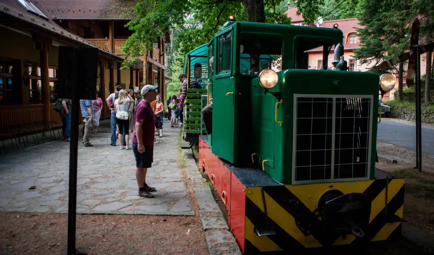 Kkapu Vadszkastly s Hotel & Apartments Nagyhuta - Pnksd (min. 2 j)